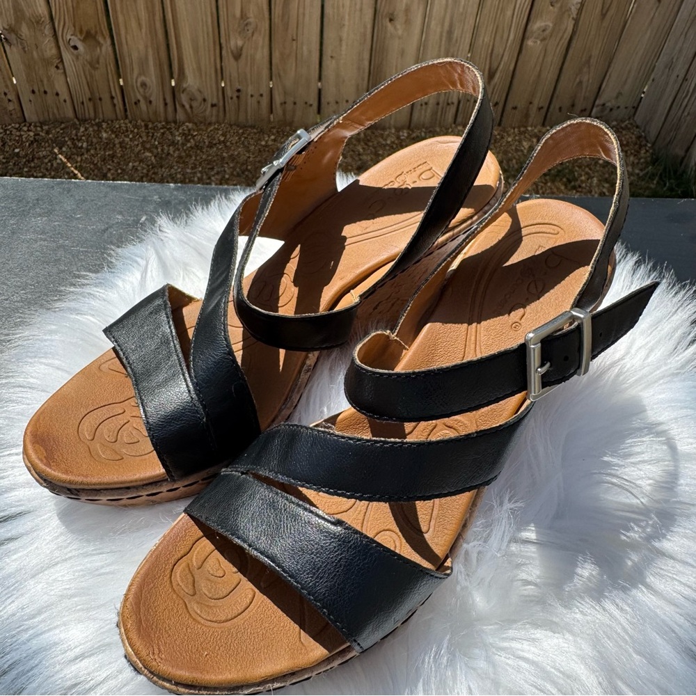 BOC Women Black Strappy Sandals Size 8M Adjustable Strap